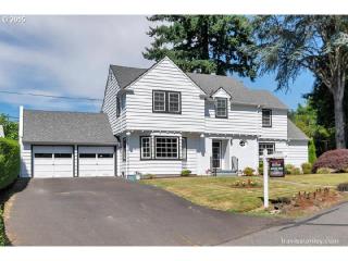 6395 Burlingame Ave, Portland, OR 97239-2634