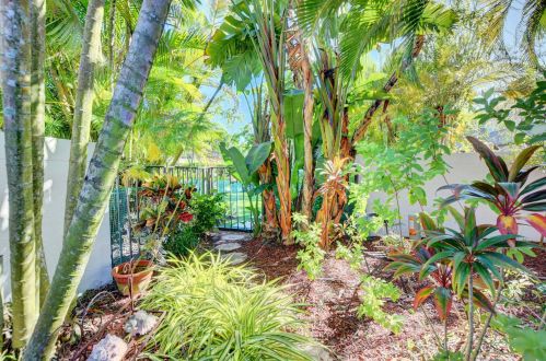 2176 53rd St, Boca Raton FL 33496-3453 exterior