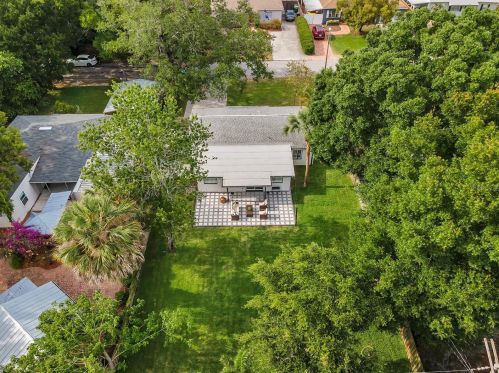 3912 Bay View Ave, Tampa FL  33611-1234 exterior