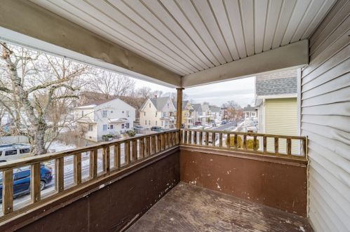 95 Dawes St, Springfield MA 01109-3042 exterior