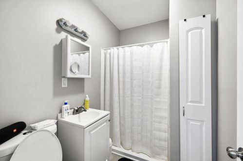 338 24th Pl, Chicago IL 60623-3615 exterior