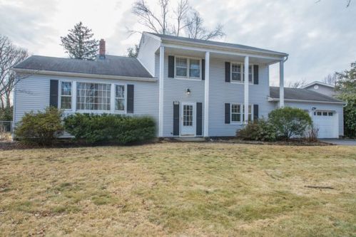 21 New Meadow Trl, Parsippany, NJ 07054-2141