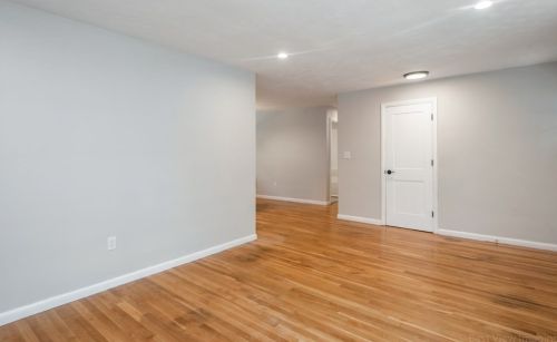 65 Flagg St, Worcester MA  01602-1452 exterior