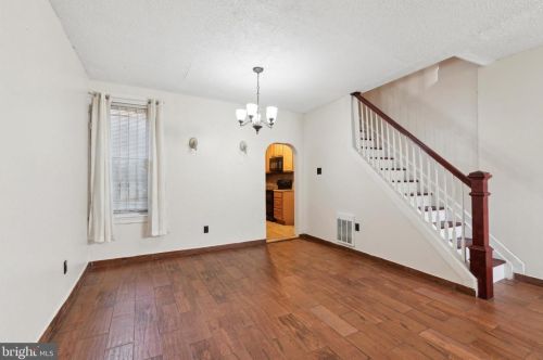 3928 Darien St, Philadelphia, PA 19140-3211