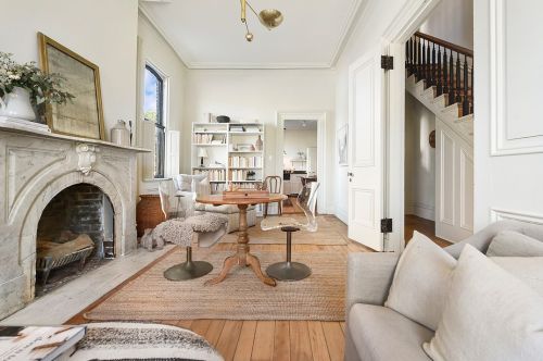 1426 Chateau St, Pittsburgh PA 15233-1242 exterior