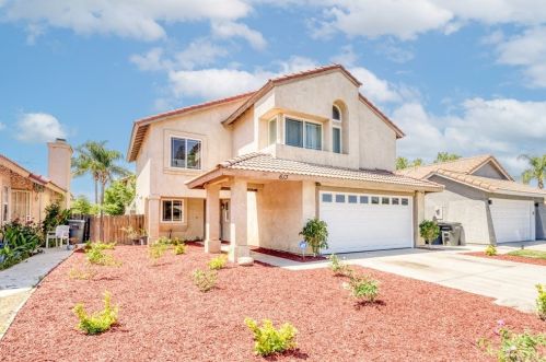 613 Citrus Ave, Perris CA  92571-3850 exterior