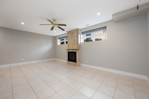 1427 17th St, Chicago IL 60608-2010 exterior