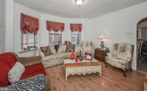 1013 Brunswick Ave, Trenton NJ 08648-4544 exterior