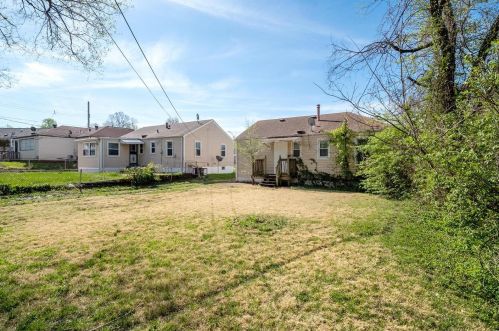 8115 Myrick St, Saint Louis MO 63134-2215 exterior