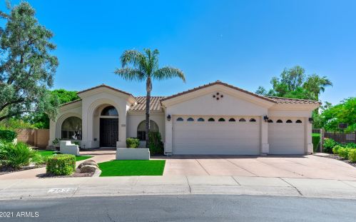 7032 2nd Ave, Phoenix, AZ 85021-8776