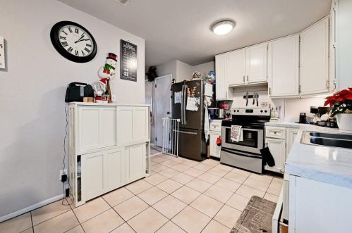 2518 Bitter Crk Dr, Austin TX 78744-5211 exterior