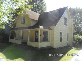 124 Adams St, Lawton, MI 49065-8729