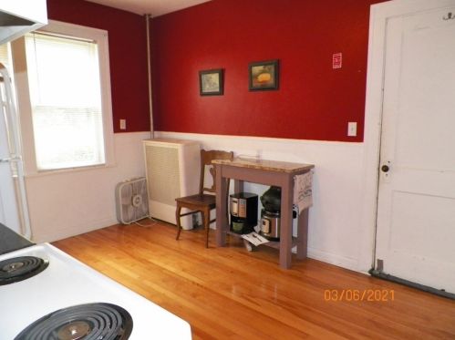 7 Fiske St, Worcester MA 01602-2961 exterior