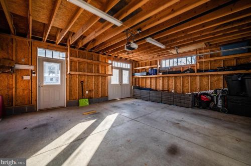 104 Monroe Ave, Alexandria VA 22301-1922 exterior