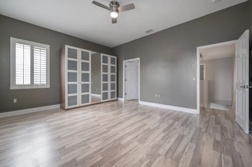 406 Oregon Ave, Tampa FL 33607-2803 exterior