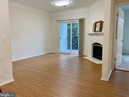 1580 Spring Gate Dr, Mc Lean, VA 22102-3443