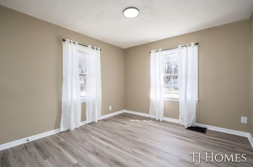 2141 Continental St, Meskegon MI  49444-1213 exterior