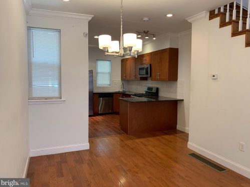 2115 Dickinson St, Philadelphia PA  19146-4503 exterior