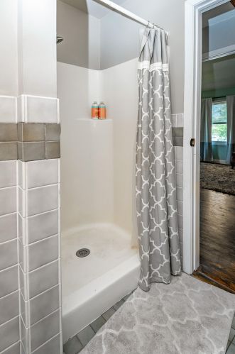 5411 Ohio Ave, Milwaukee WI 53219-4453 exterior