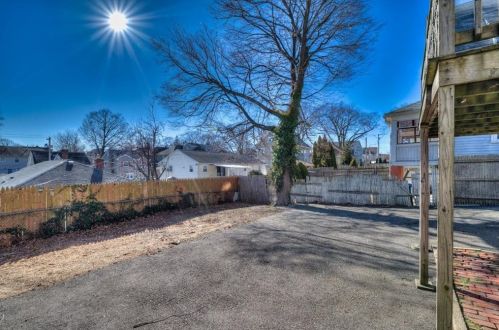 136 Ohio Ave, Providence RI  02905-4304 exterior