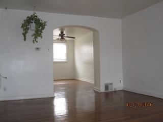 2936 Fanshawe St, Philadelphia PA  19149-2513 exterior