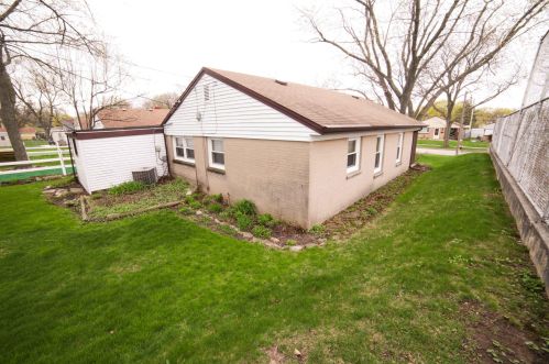 2814 57th St, Milwaukee WI  53210-1533 exterior