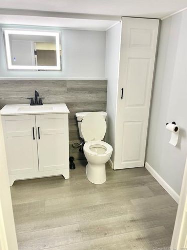 258 Bassett St, New Britain CT  06051-3438 exterior