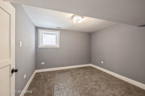 9335 Elizabeth St, Chicago IL 60620-3609 exterior