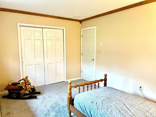 149 Freezer Rd, Middletown NY 10941-1821 exterior