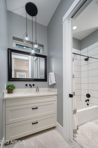 3302 51st St, Phoenix AZ  85018-6612 exterior