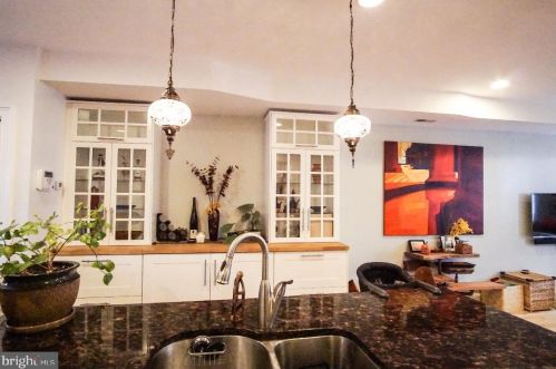 715 Newton Pl, Washington DC  20010-1513 exterior