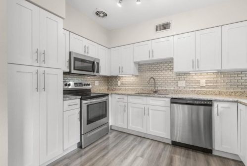 1920 Crenshaw St, Tampa FL  33610-1036 exterior