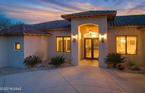 3632 Camino De Jaime, Tucson AZ  85718-7432 exterior