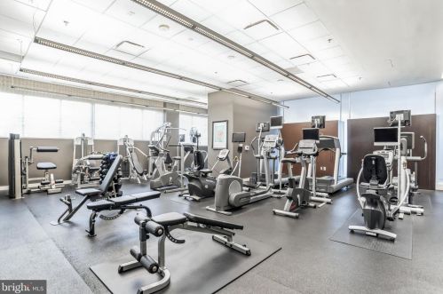 5750 Bou Ave, Rockville MD  20852-1645 exterior