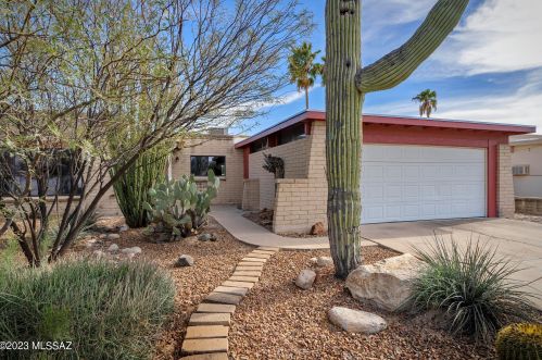 9664 5th St, Tucson, AZ 85748-3304