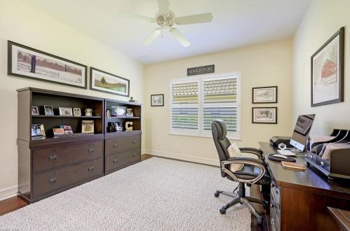 7512 Treeline Dr, Naples FL 34119-9767 exterior