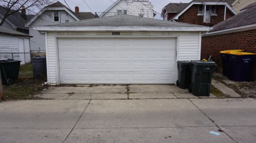 1433 56th St, Milwaukee WI  53214-5252 exterior