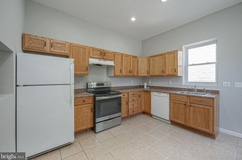 2576 Cedar St, Philadelphia PA 19134-4449 exterior