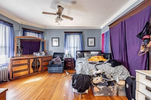 19 Parkwood St, Springfield MA 01108-2609 exterior