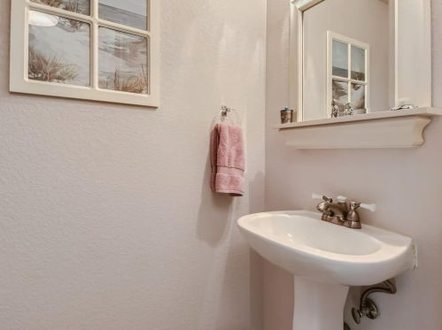 4333 Cyn Gln Cir, Austin TX 78732-2185 exterior