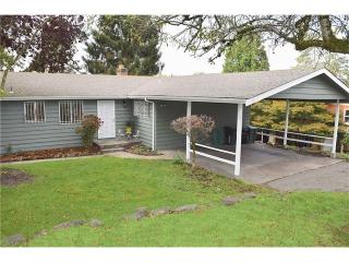 9039 14 Ave, Seattle WA  98166-1764 exterior