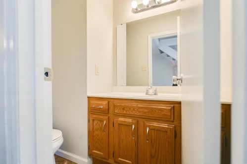 4263 Frst De Vl Dr, Saint Louis MO 63129-1805 exterior