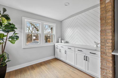 4647 Lawler Ave, Chicago IL  60638-2009 exterior