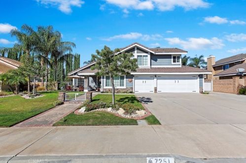 7251 Goldboro Ln, Riverside, CA 92506-6106