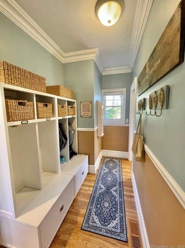 27 Patrick Dr, Seymour CT 06483-2372 exterior