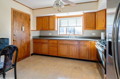 3441 Bryn Mawr Ave, Chicago, IL 60659-3436