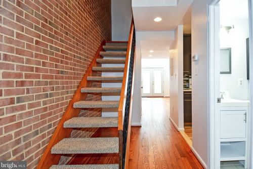 2908 11th St, Washington DC  20001-3971 exterior