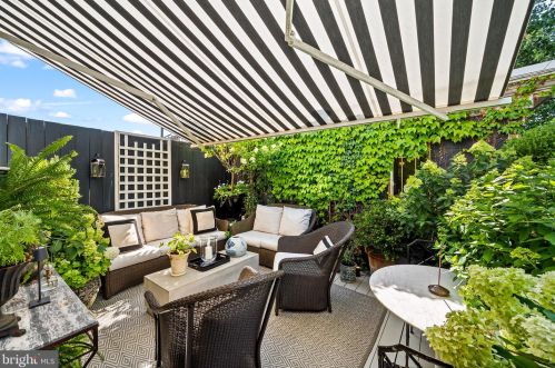 718 22nd St, Philadelphia PA 19130-0027 exterior