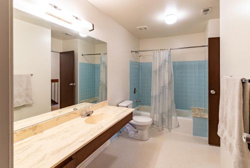 9063 70, Milwaukee WI 53223-2113 exterior