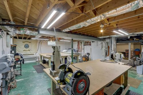 10508 Lincoln Ave, Milwaukee WI 53227-1204 exterior